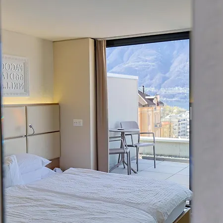 Locarno 3*