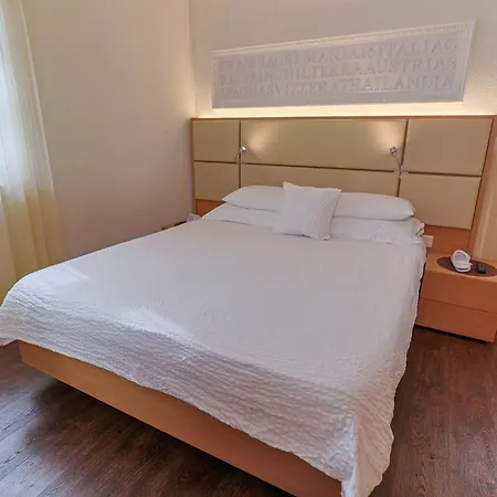Hotell Locarno Muralto